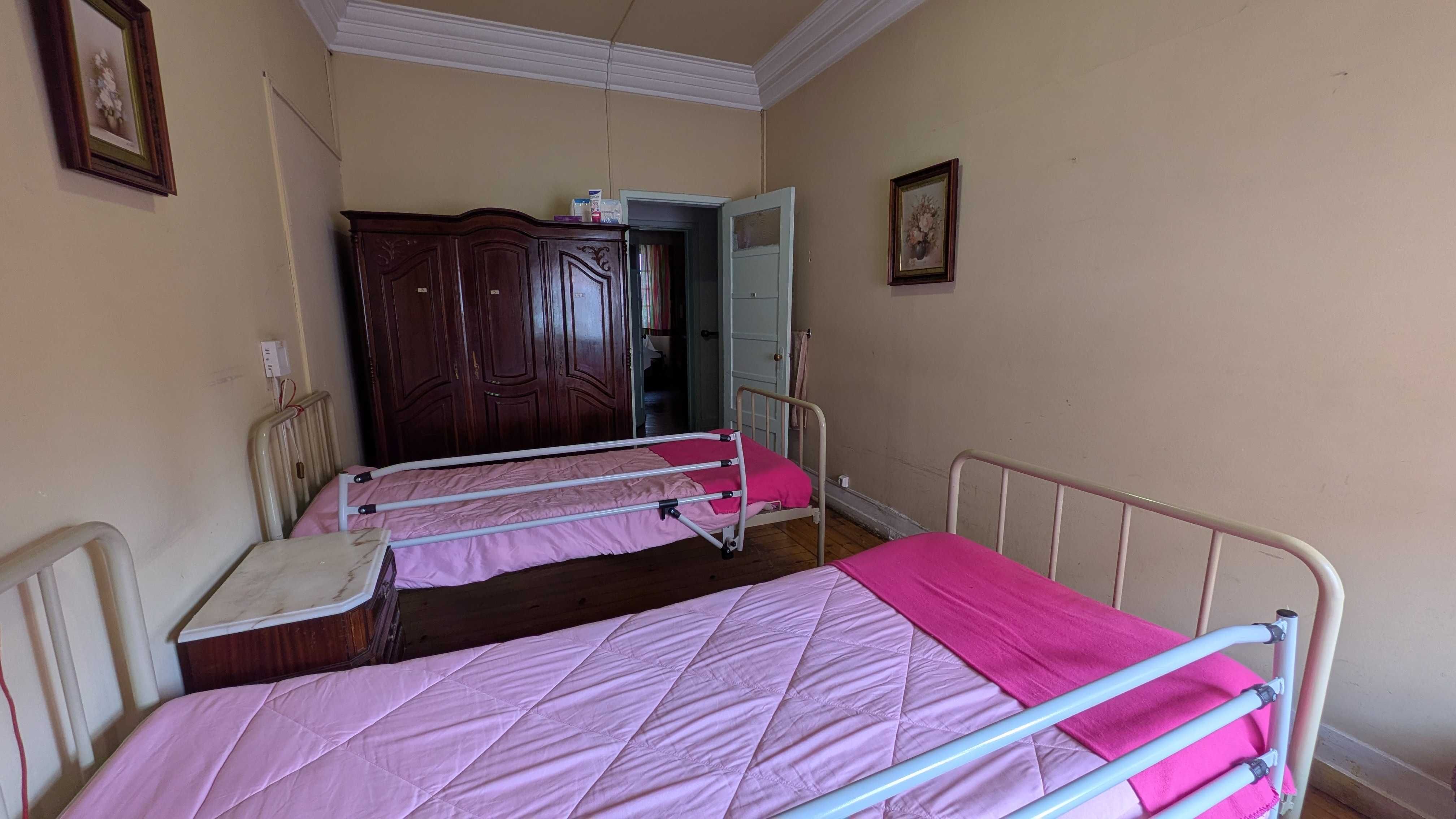 Aceita-se utente (F) para Lar - Lar Maria Cristina