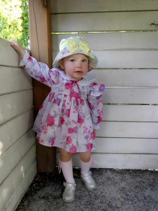 Дитяча сукня на дівчинку