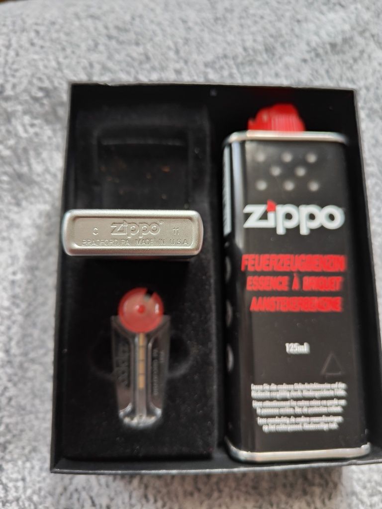 Zippo zestaw prezentowy zapalniczka