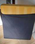 Almofada esponja com capa preta