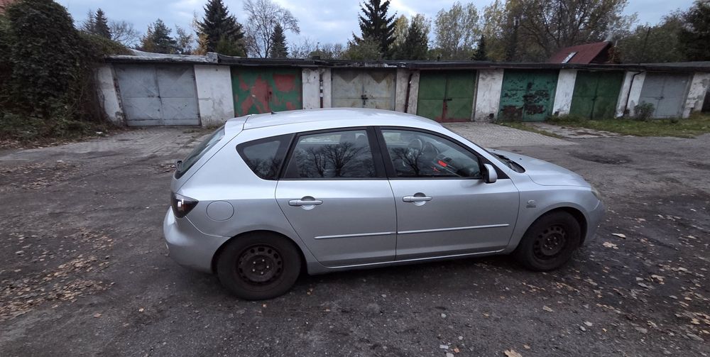 Samochód Mazda 3
