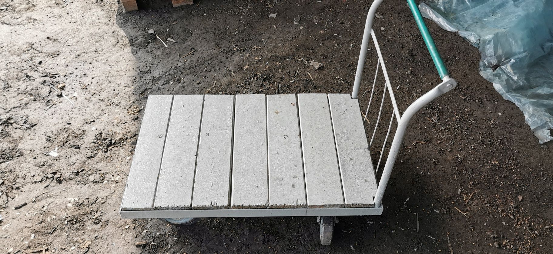 Wózek transportowy platforma czterokołowy