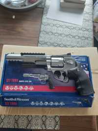 Niesprawna Ozdobna replika Smith&Wesson 328 TRR