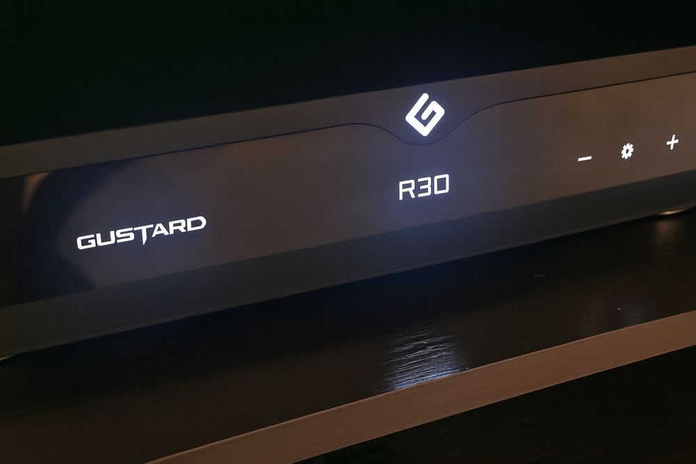 Dac streamer przedwzmacniacz gustard r30 stan idealny