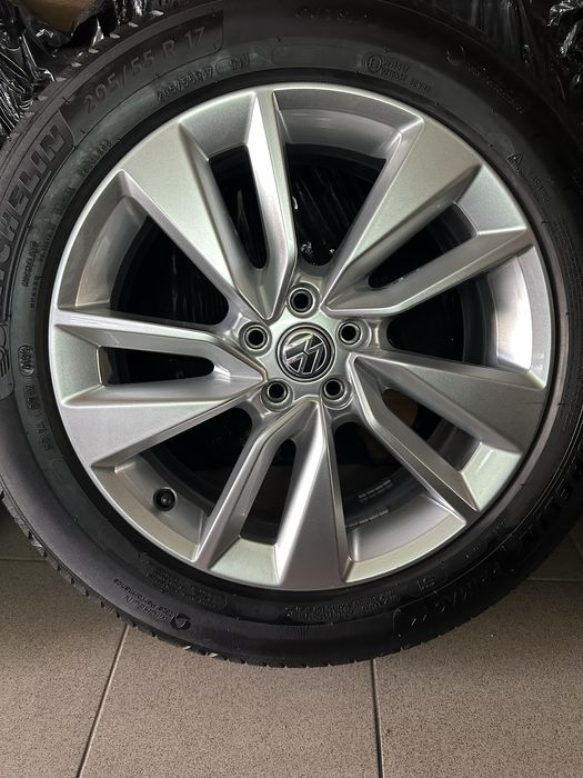 Диски резина колеса шини диски 205/55/17 Volkswagen T-cross