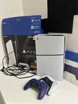 Playstation 5 Digital + 2 pady