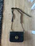 Czarna torebka michael kors