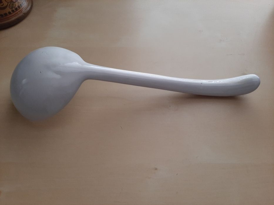 Concha decorativa em faiança