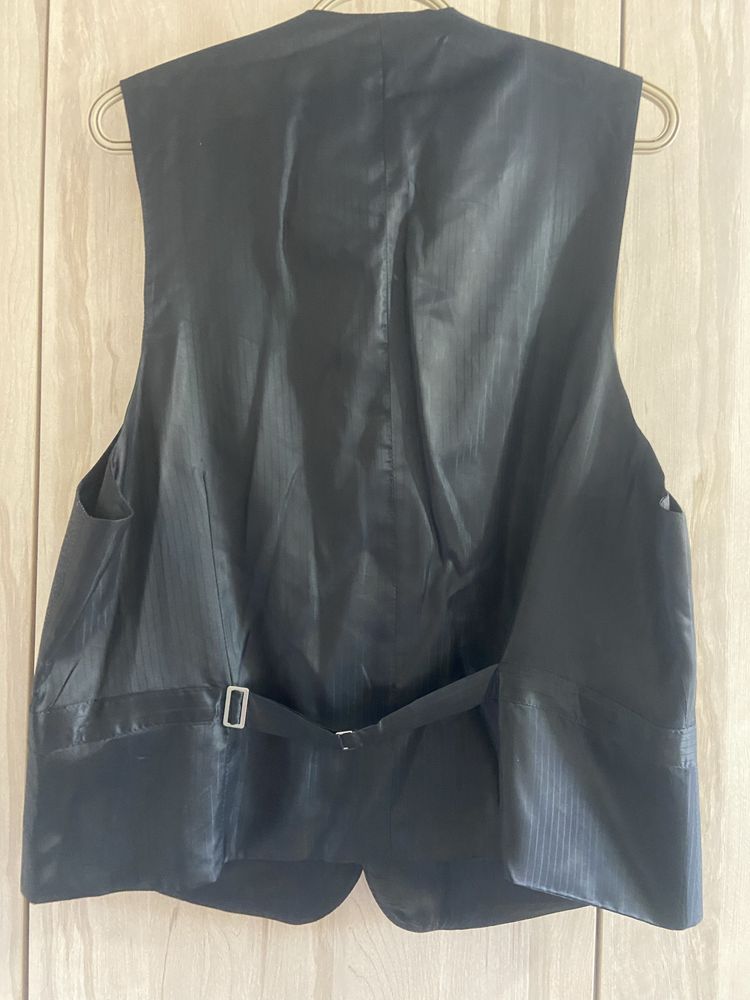 Vintage czarna męska kamizelka elegancka 52 L prążek