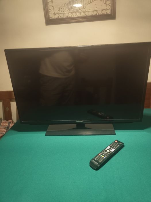 Smart TV Samsung 32" Modelo: ue32eh5300w