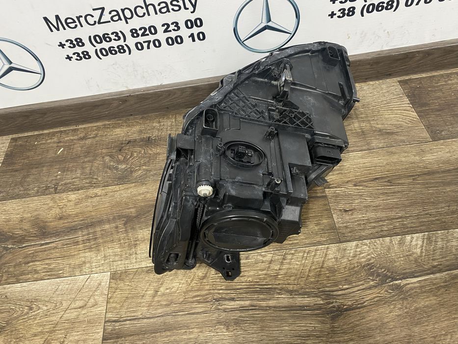 Mercedes w 176 A клас фара права Європа BI XENON