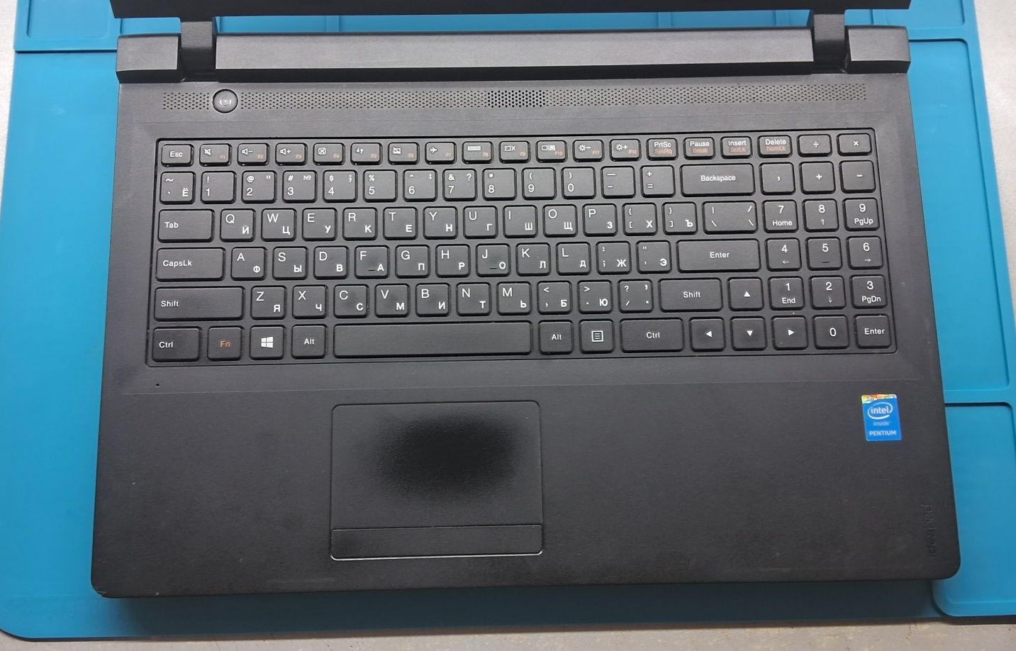 Ноутбук Lenovo 100-15IBY 4 ядра / 4 потоки