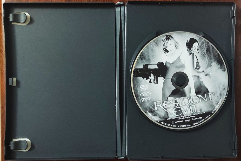 Resident Evil - 2002 - DVD