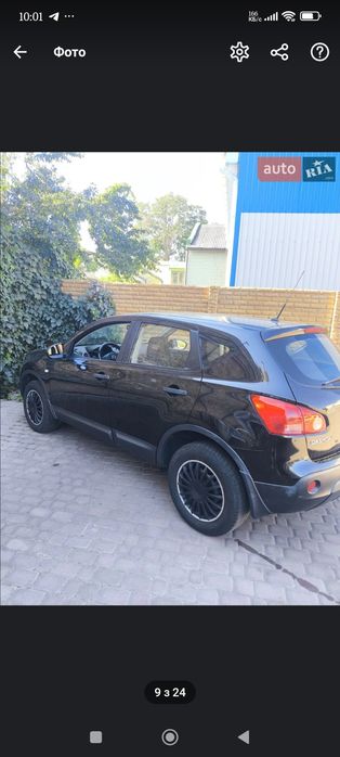 Продам  Черный паркетник  Nissan Qashqai !!!