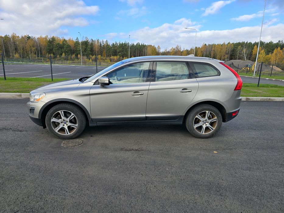 Volvo XC60 під розмитнення