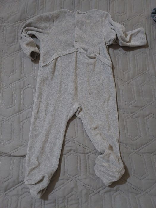 2 babygrows polares novos 18 meses