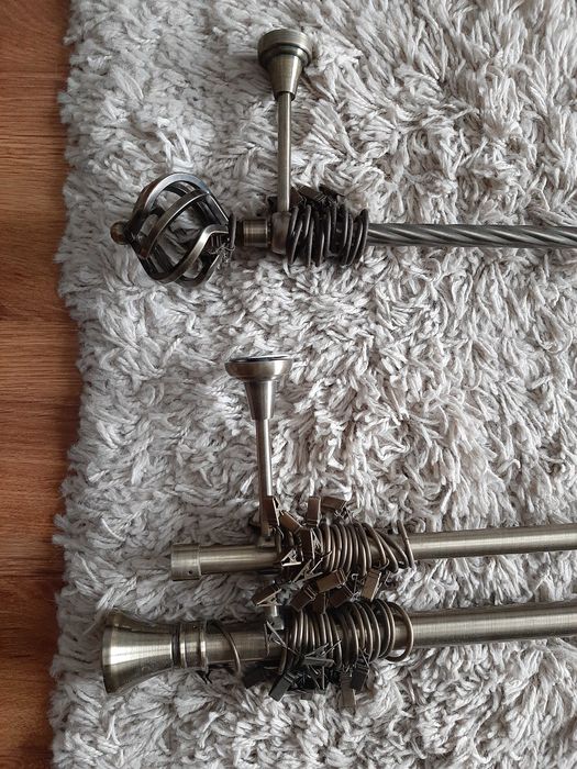 2 karnisze kolor stare złoto