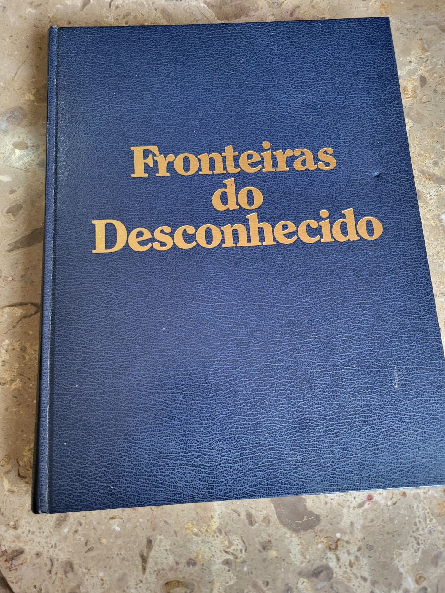 Livro Fronteiras do Desconhecido