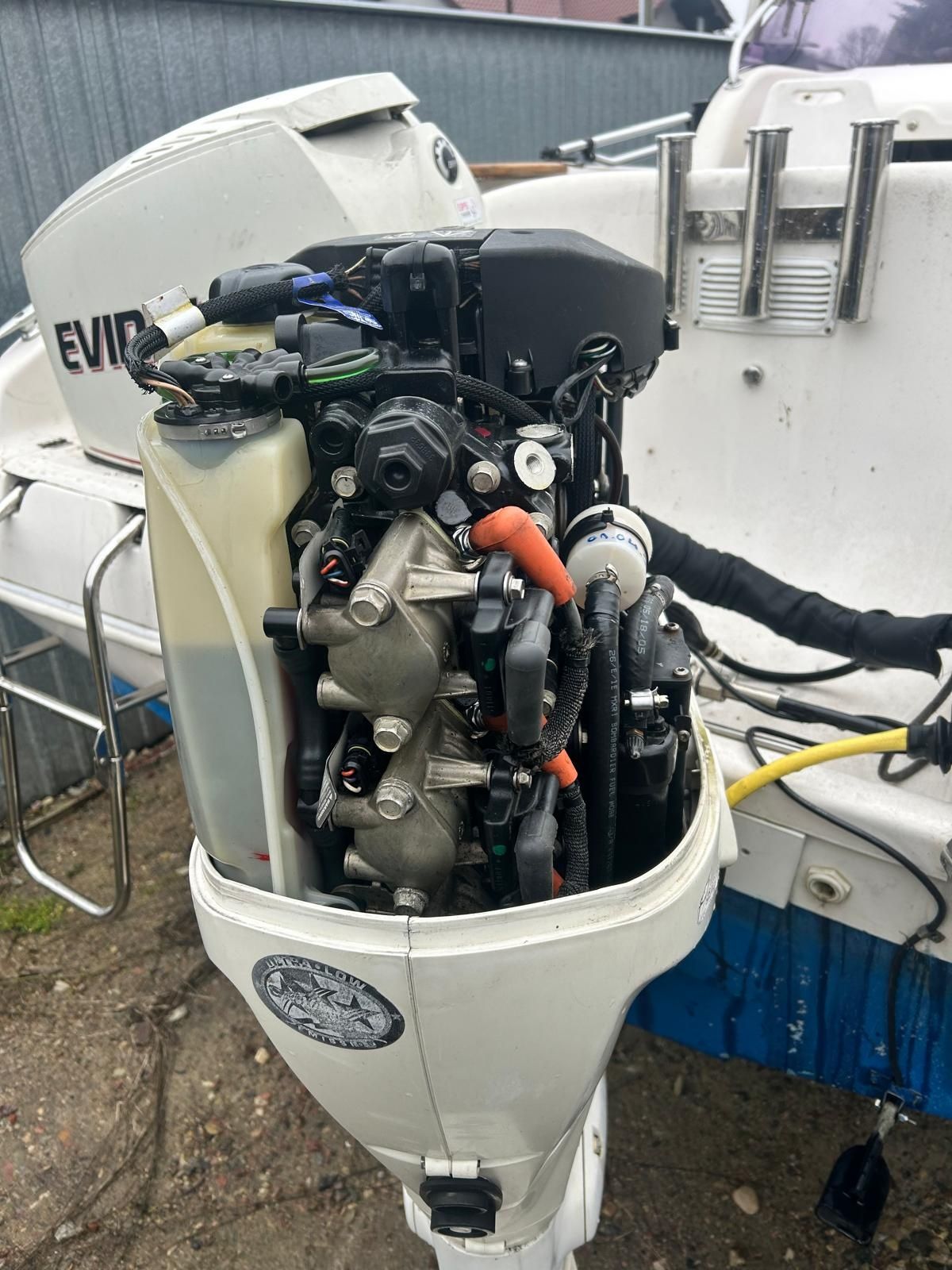 Silnik zaburtowy Evinrude Etec 90km