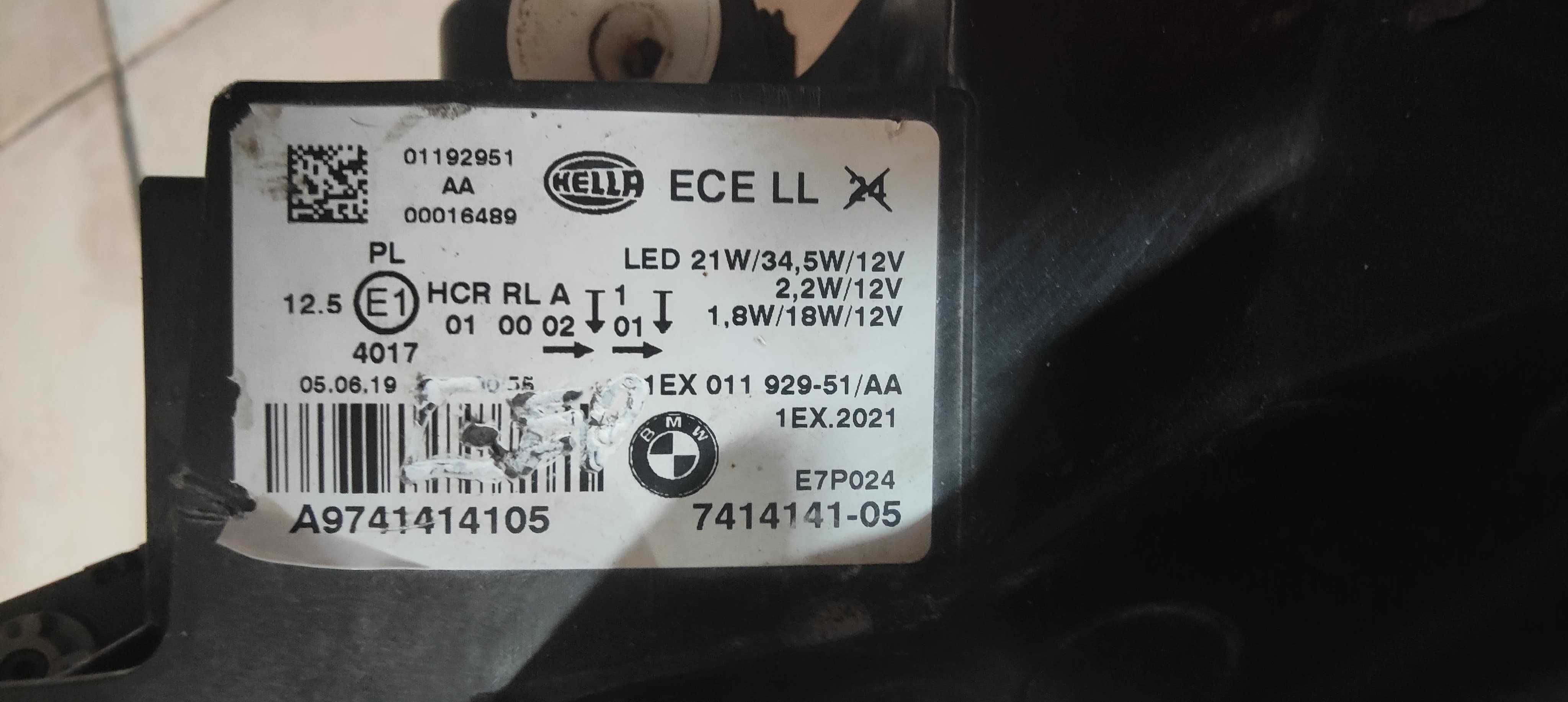 Para-choques dianteiro e farolim Led ESQ BMW Serie 1 F20 2015 a 2019