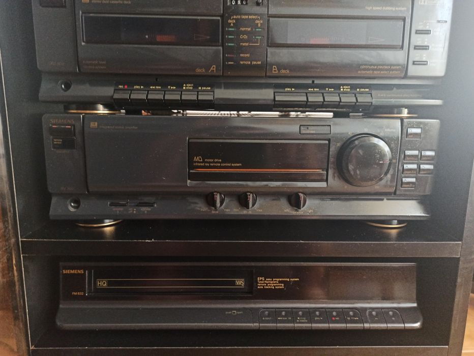 Aparelhagem siemens - anos 80's - em muito bom estado