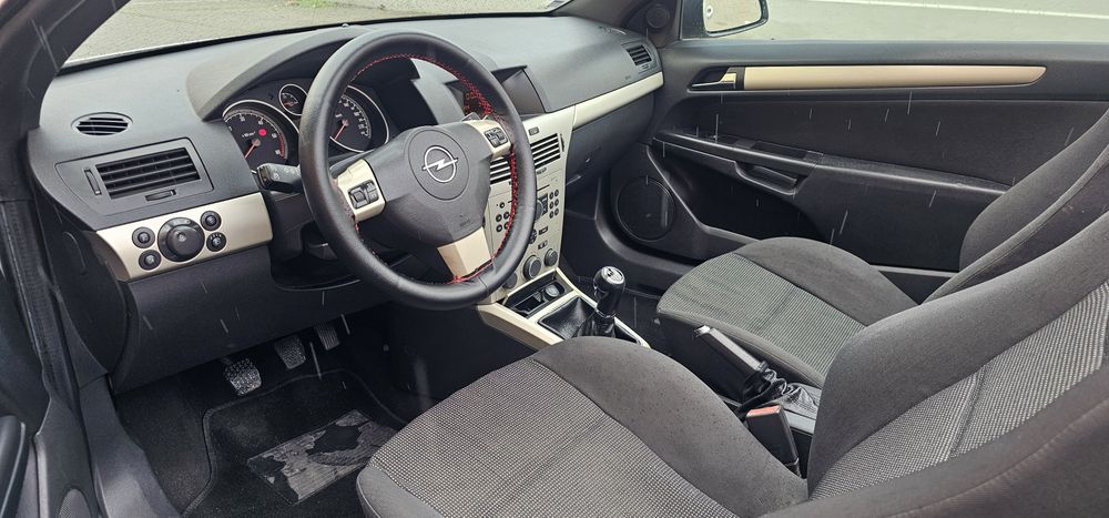 Opel astra 1.9 cdti twintop cabrio 06