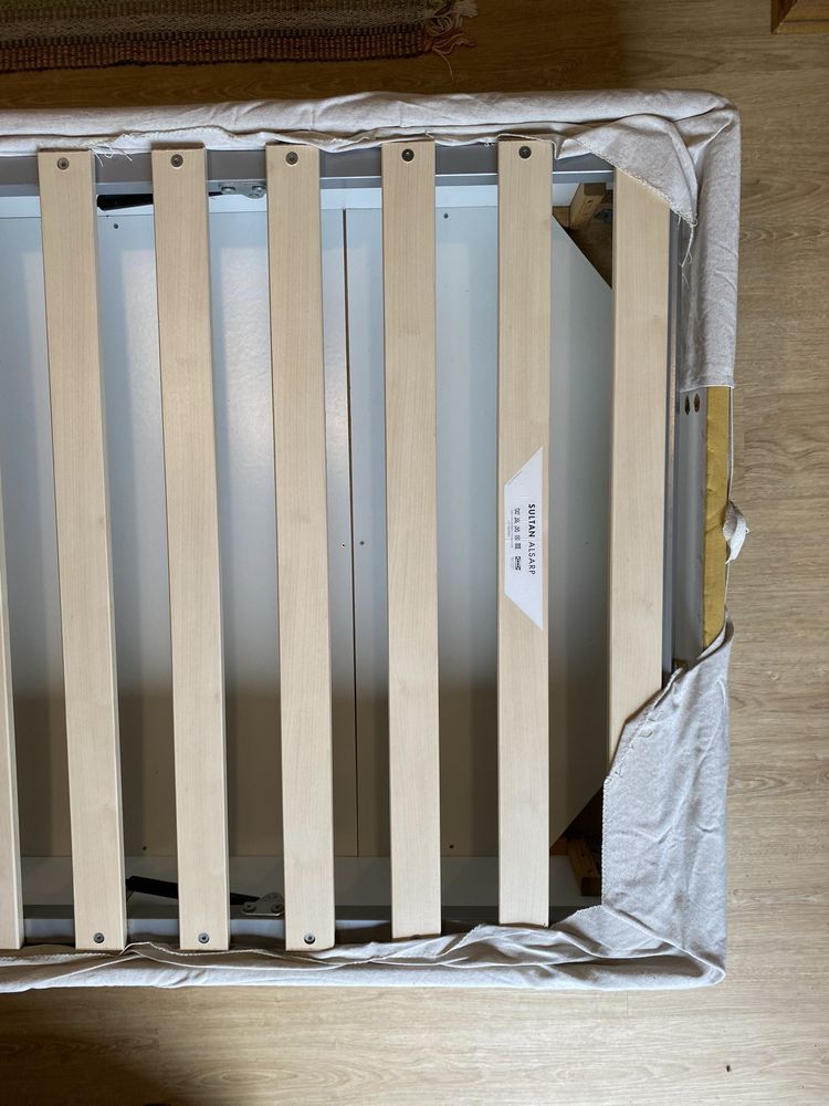 Cama de solteiro ikea