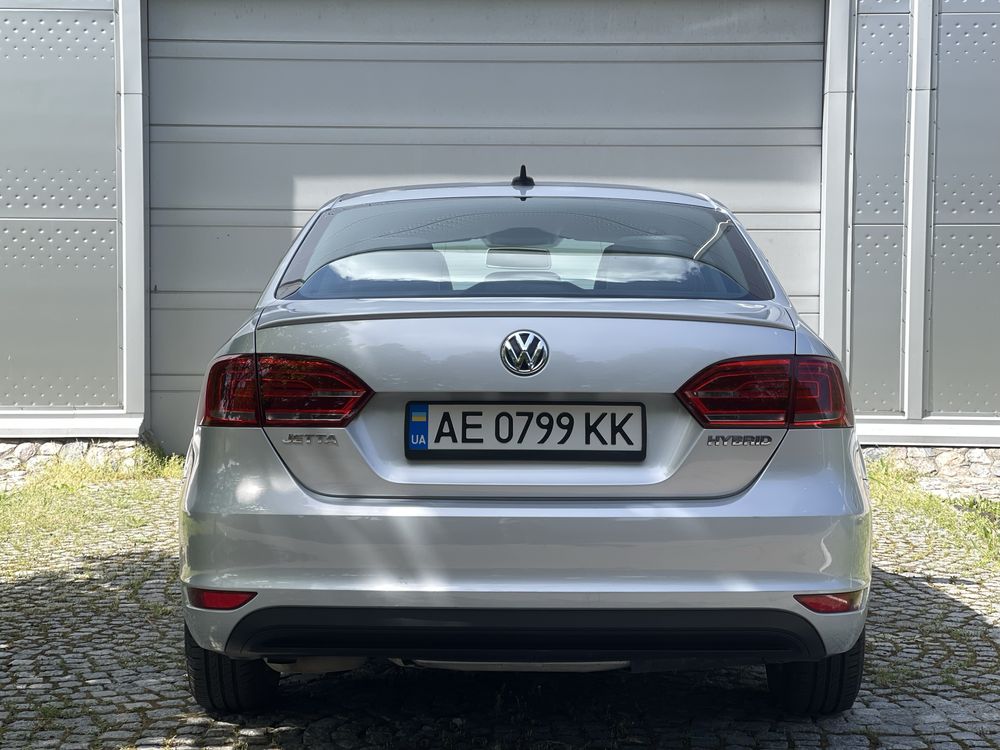 VW Jetta Hybrid 2013 Не крашена