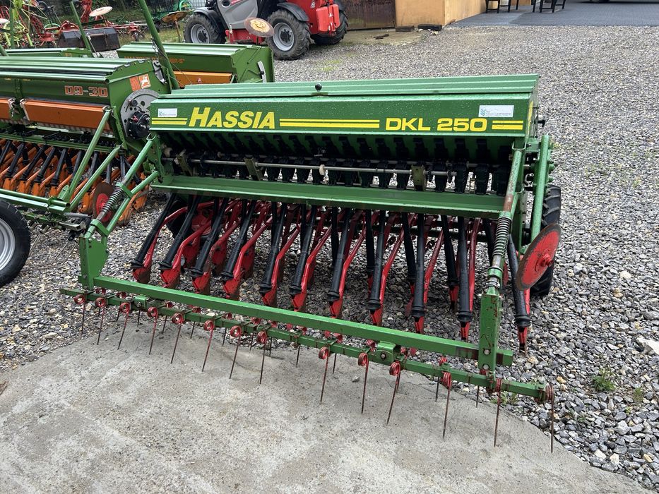 Siewnik Zbożowy Hassia DKL 250 igła 2.5m oryginał scieżki nie Amazone