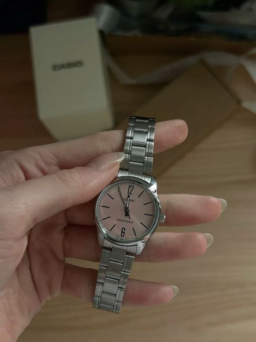 Наручний годинник Casio