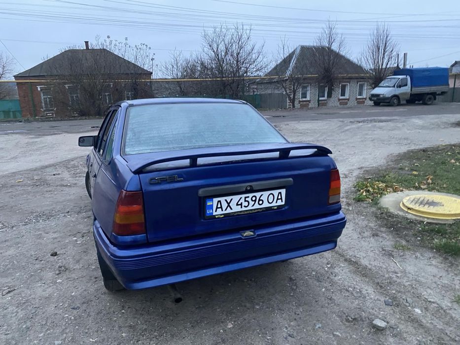 Продам опель кадет инжектор