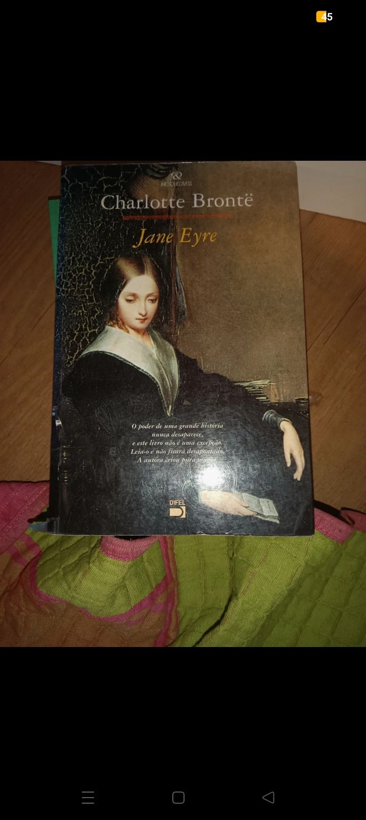 Livros diversos..