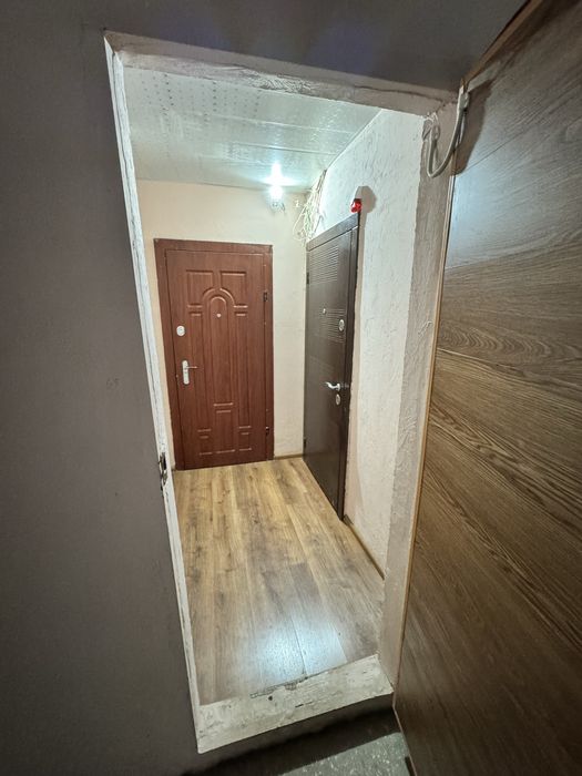 Продам 1- кімнатну квартиру на мікрорайоні Сонячний, поруч з тисячкою