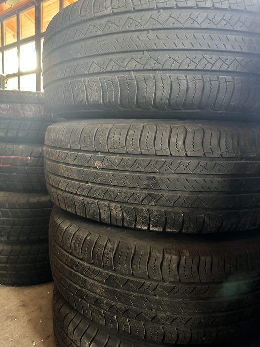 Оригинал  комплект литые диски с резиной r17 5/114.3