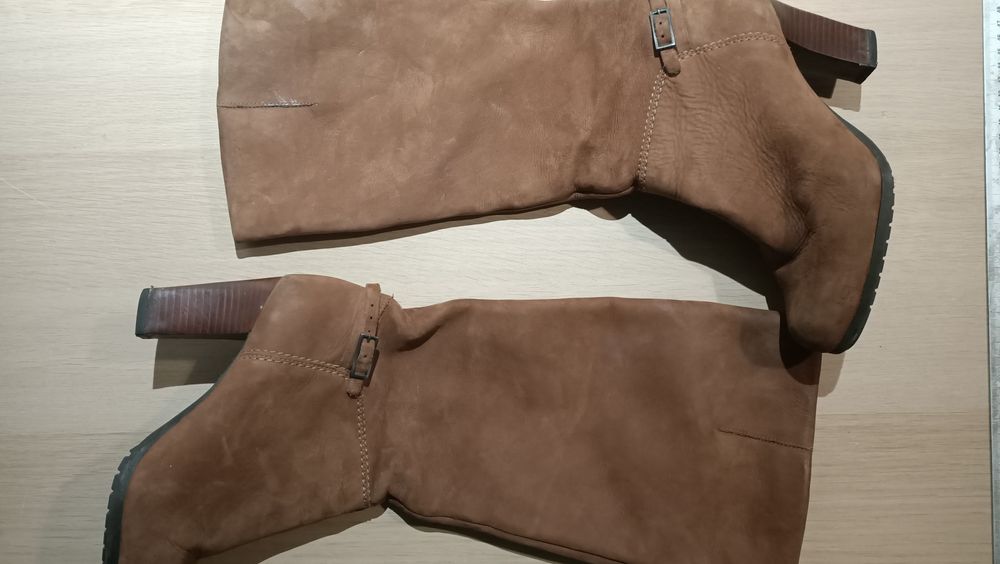 Skórzane brązowe kozaki na obcasie podeszwa antypoślizgowa