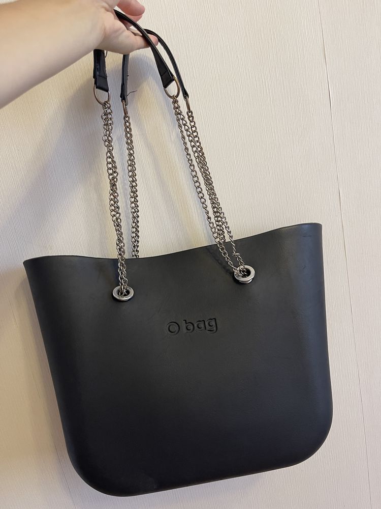 Продаю б/у сумку Obag classic
