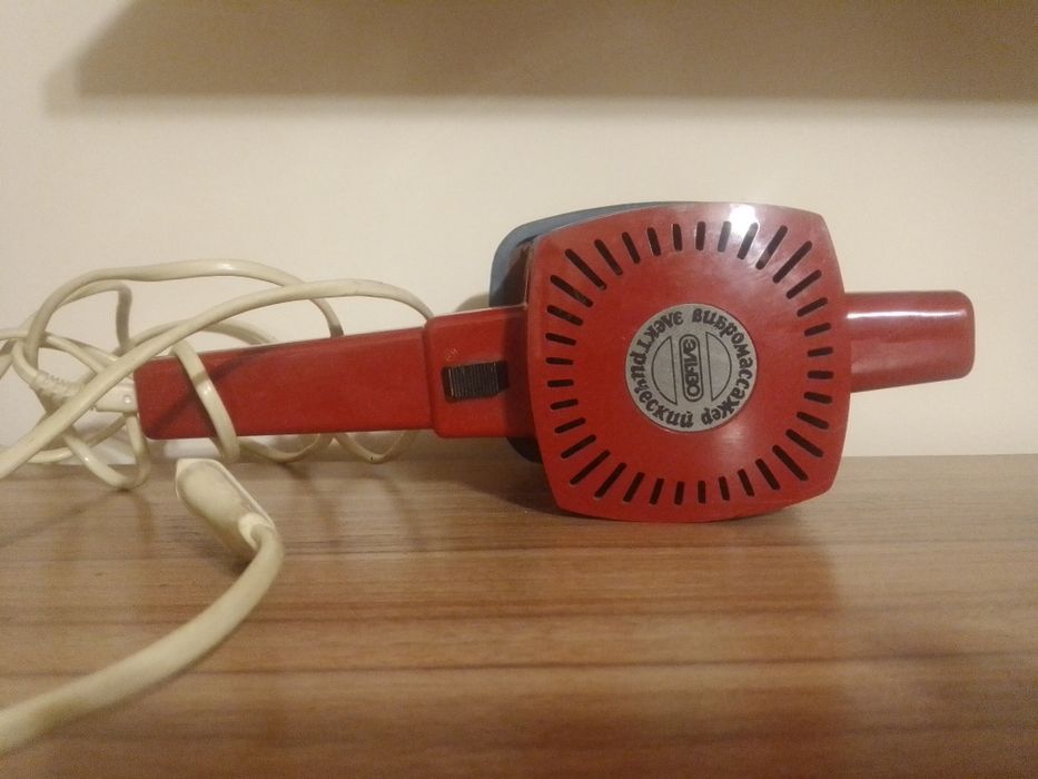 Продам електричний вібромасажер "Єльво"