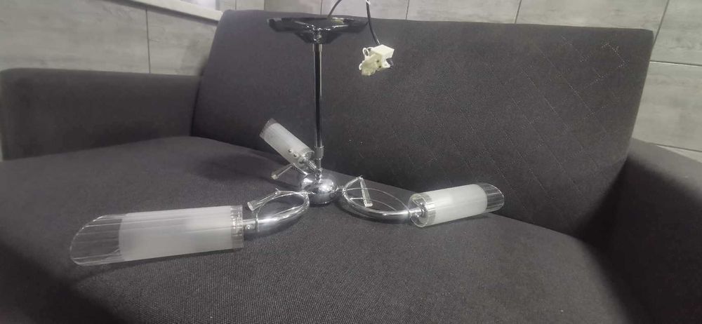 lampa oświetleniowa
