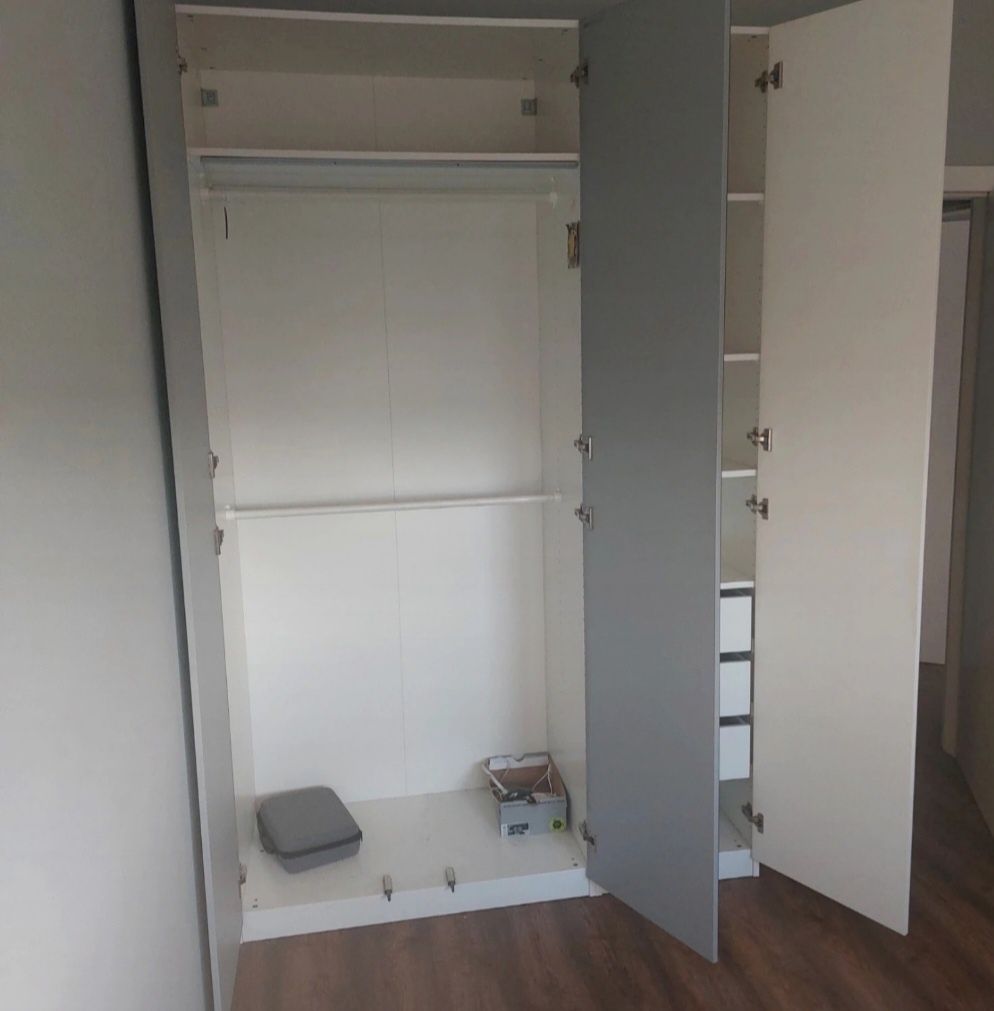 Szafa Ikea Pax Hasvik 3 drzwiowa z Lustrami plus Biały Połysk