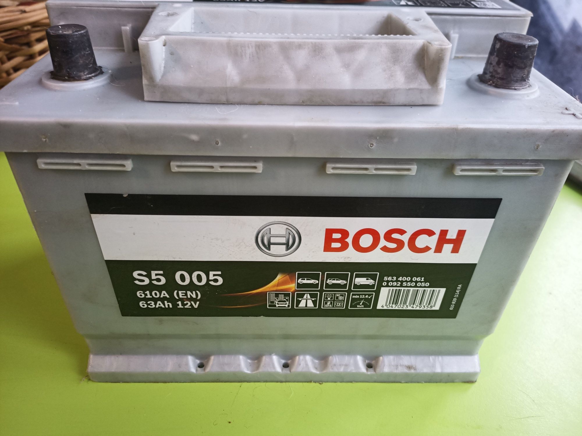 Продам аккумулятор Bosch S5 005 610A