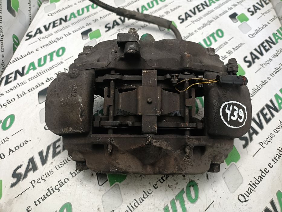 Pinça travão / maxila de travão frente direita MERCEDES-BENZ CLS (C219
