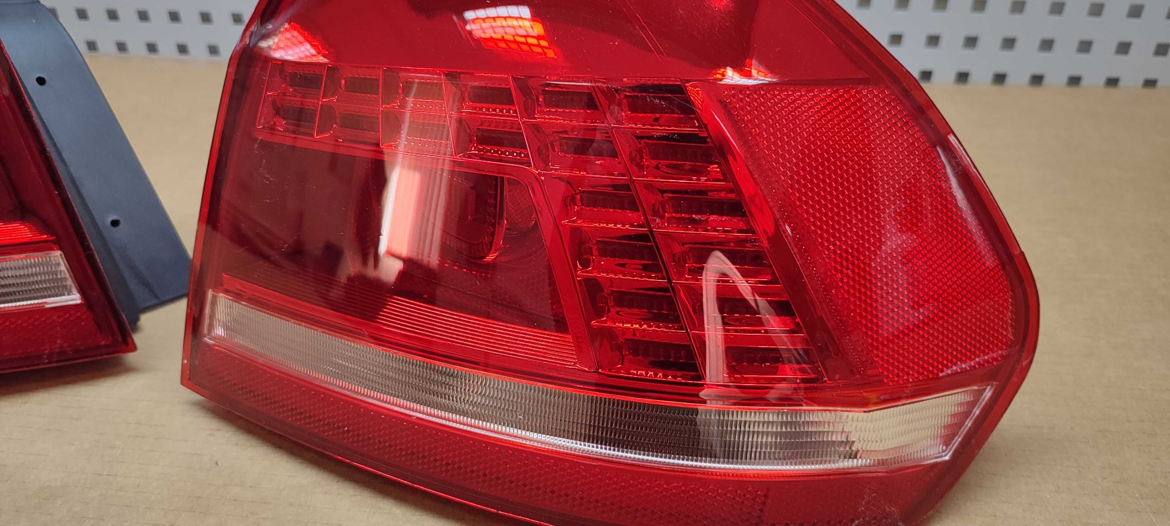 Задні LED ліхтарі з жовтими поворотами для VW PASSAT NMS 2013-2015