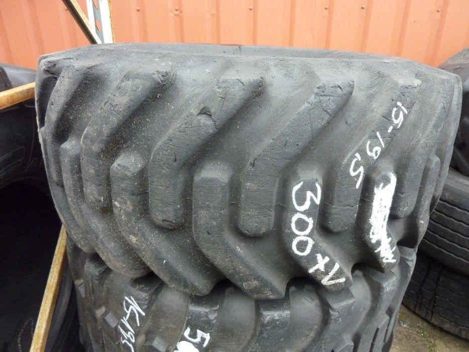 Opona używana przemysłowa 15-19.5 15R19.5 GOODYEAR SUPER 300zł W1164