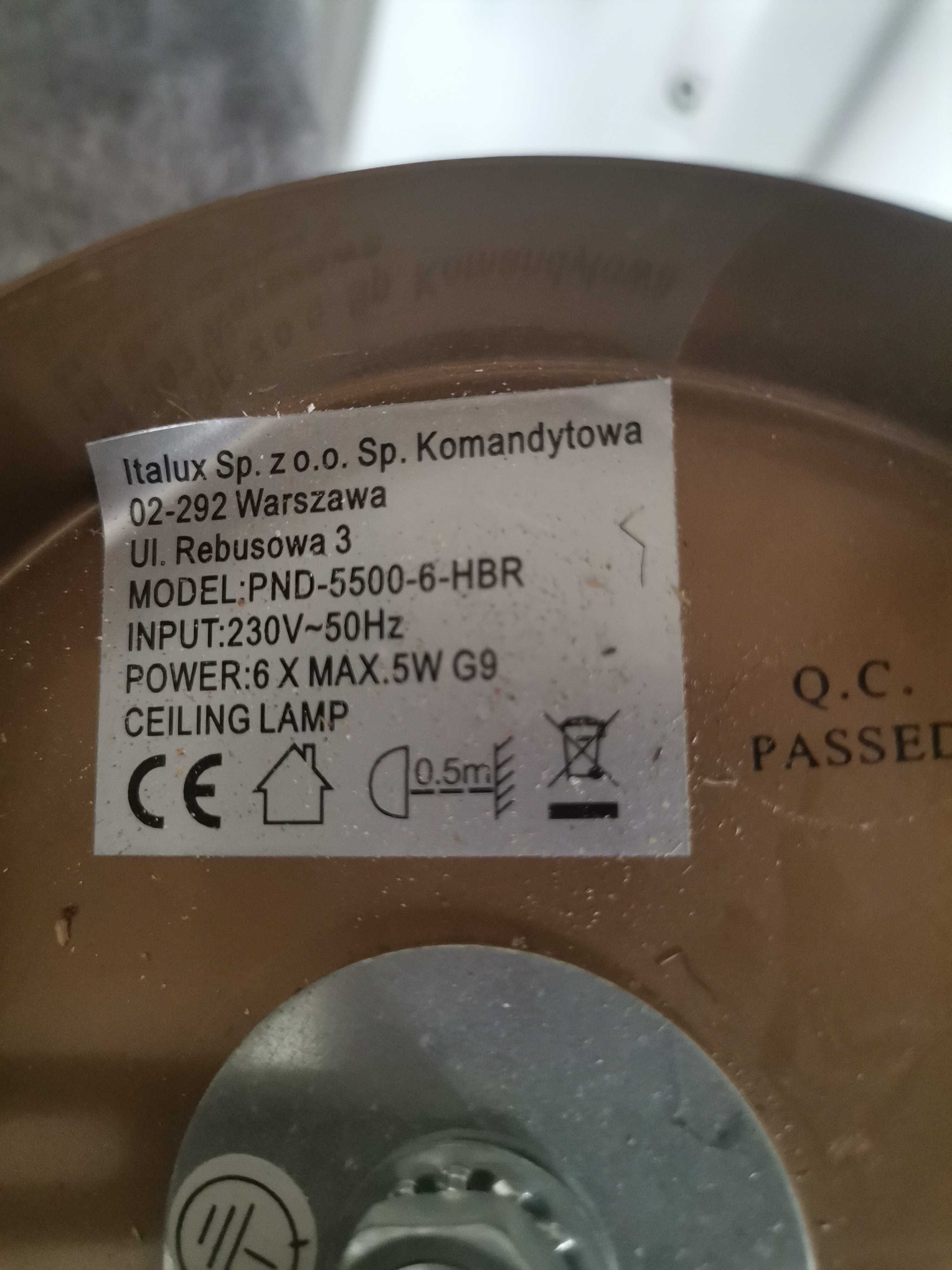 Żyrandol z kulistymi kloszami