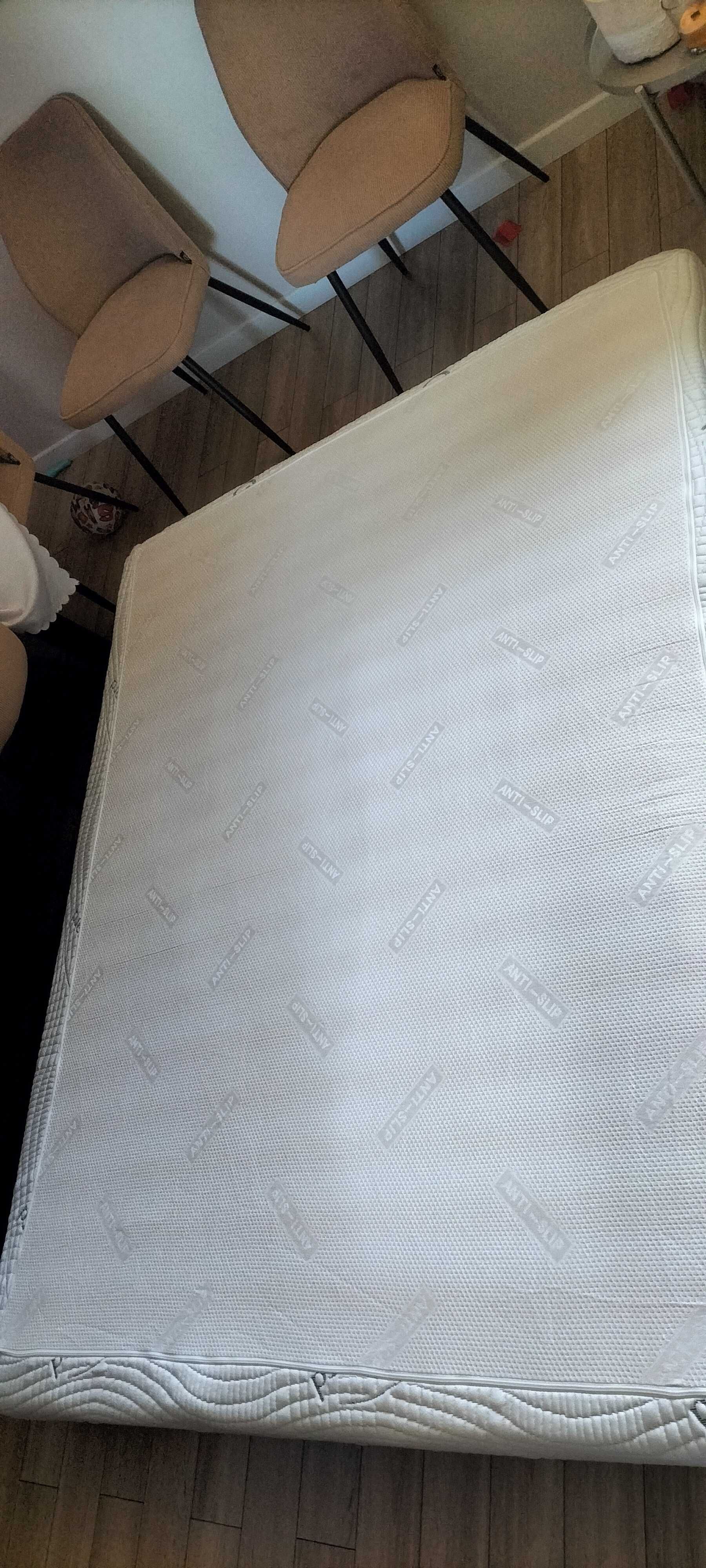 Materac  200x160