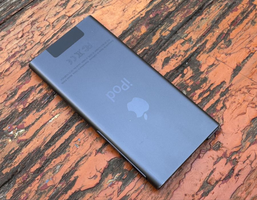 Apple iPod Nano 7 16GB FM радіо плеєр, АКБ норм, стані нового.