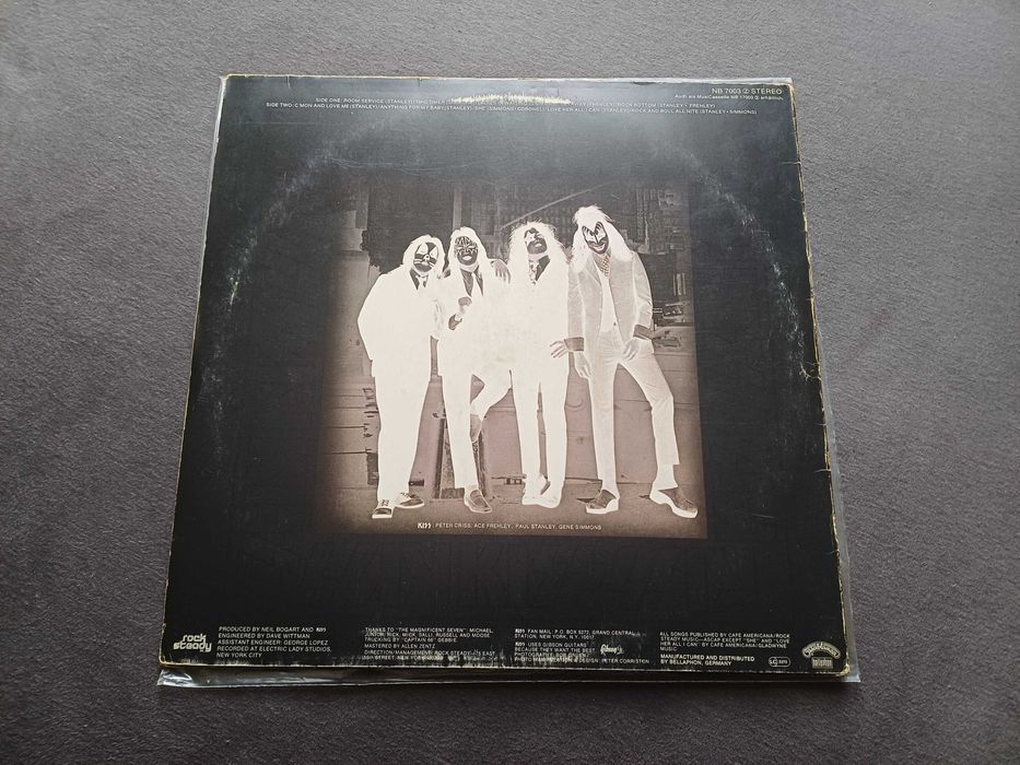 KISS – Dressed to Kill (1977, Germany, Casablanca Records)