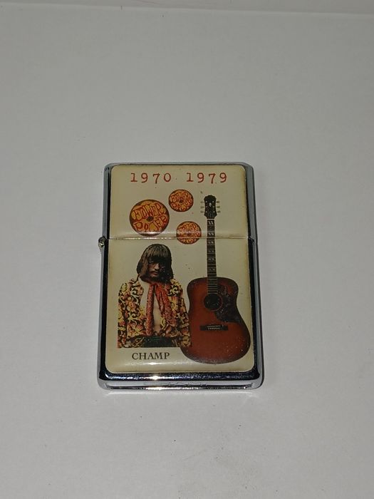 Kolekcjonerska zapalniczka benzynowa Champ z motywem Flower Power