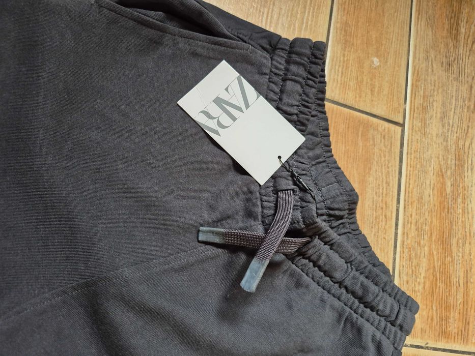 Nowe chłopięce joggery Zara rozm.134
