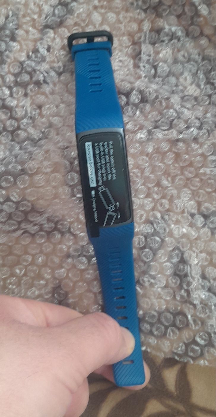 Фітнес браслет 150   грн